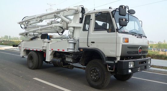 楚风小型18米23米混凝土泵车